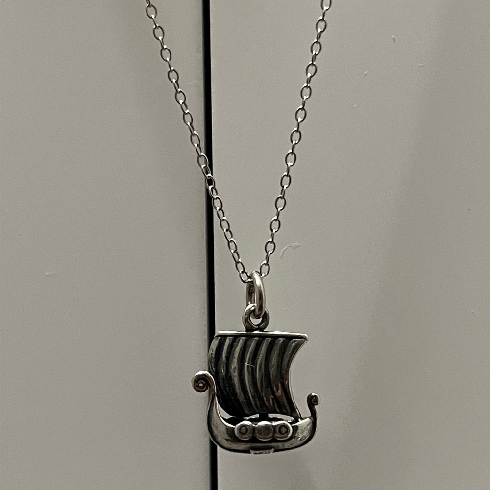 Sterling KOPI Viking Ship pendant - Picture 5 of 13